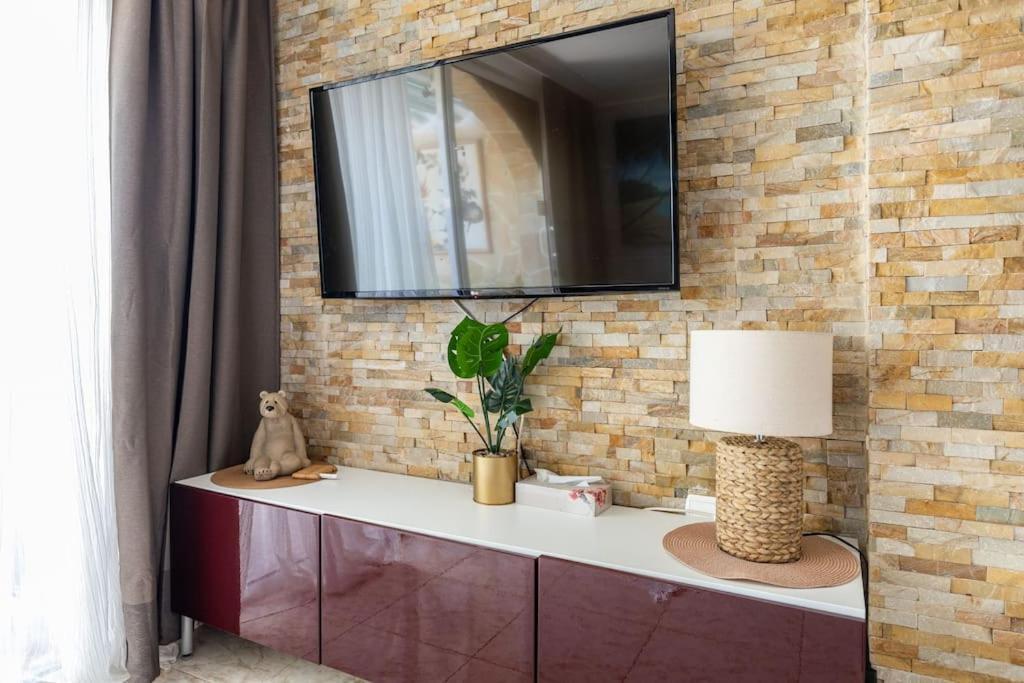 Beachfront Private Apartment In Pueblo Torviscas Sunset Harbour Costa Adeje (Tenerife) ภายนอก รูปภาพ