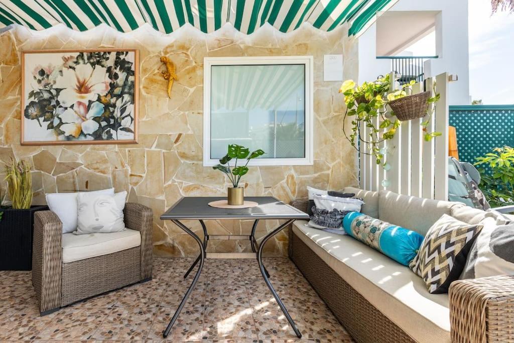 Beachfront Private Apartment In Pueblo Torviscas Sunset Harbour Costa Adeje (Tenerife) ภายนอก รูปภาพ